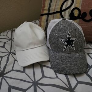 Gray Star Logo Cap and White Cap Set